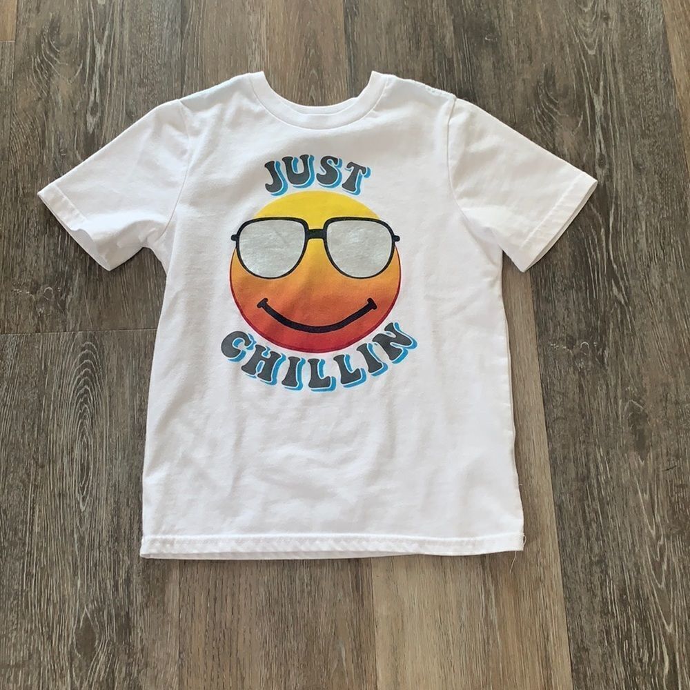 Garanimals tee shirt - EUC